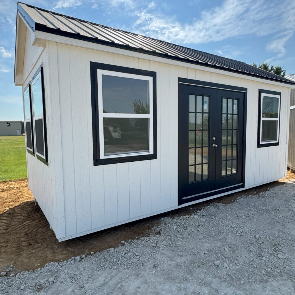 10x20 Diamond Chalet, North TX. Area Only
