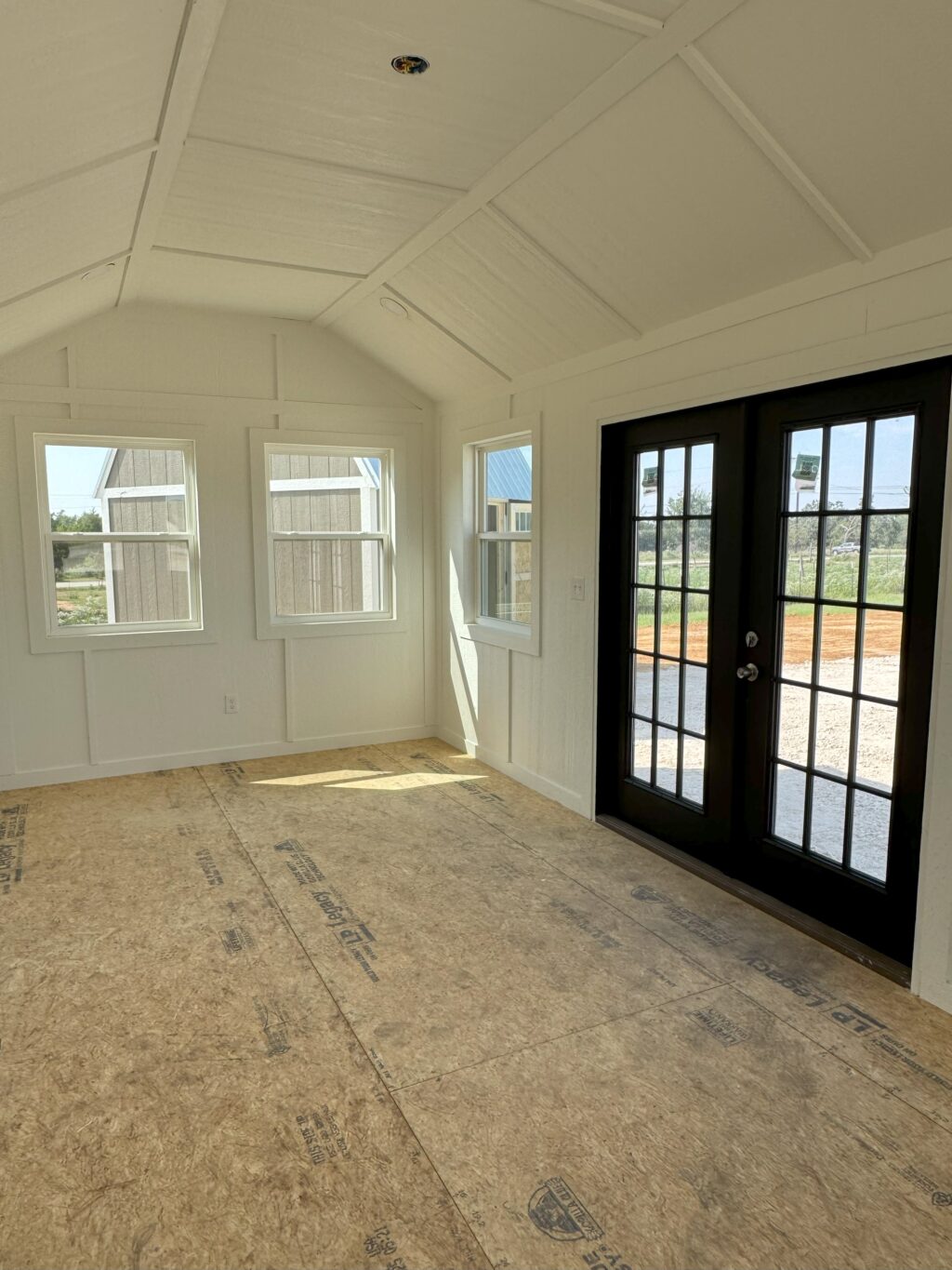 10x20 Diamond Chalet, North TX. Area Only - Image 5