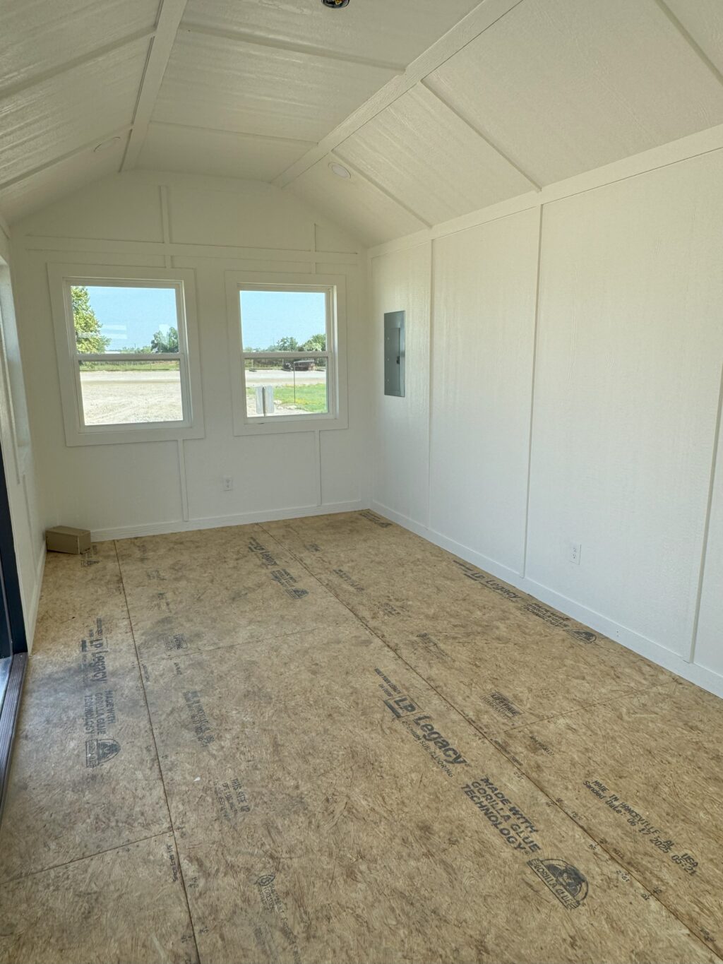 10x20 Diamond Chalet, North TX. Area Only - Image 7