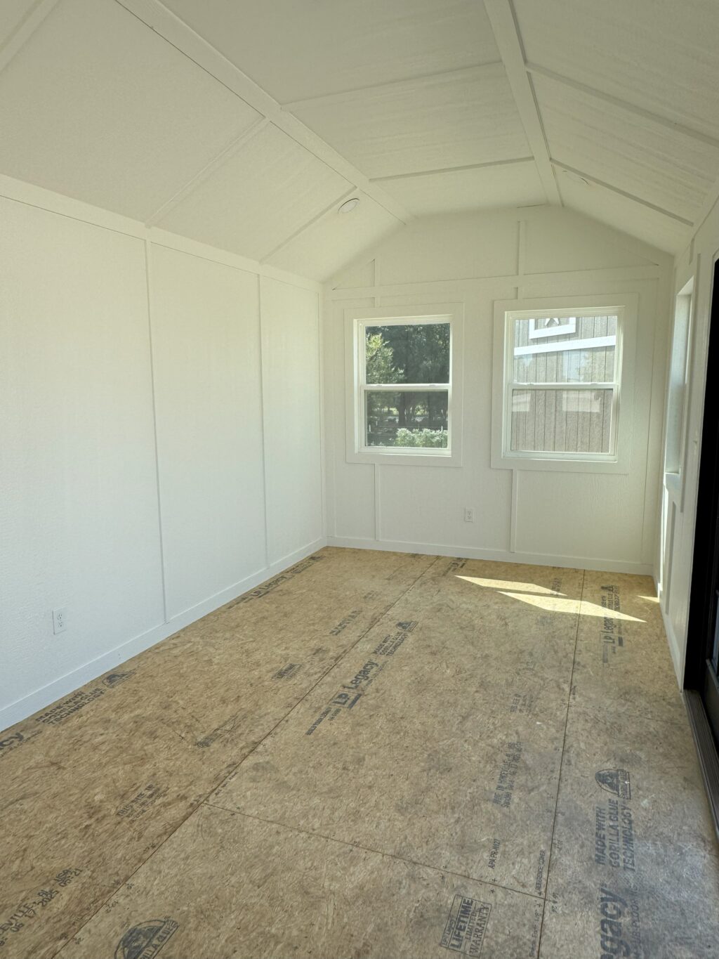 10x20 Diamond Chalet, North TX. Area Only - Image 10